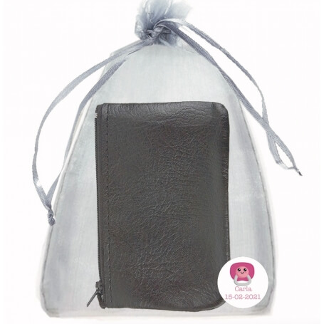 Carteira de poliéster preto com bolsa de organza e adesivo personalizado Um detalhe elegante e prático