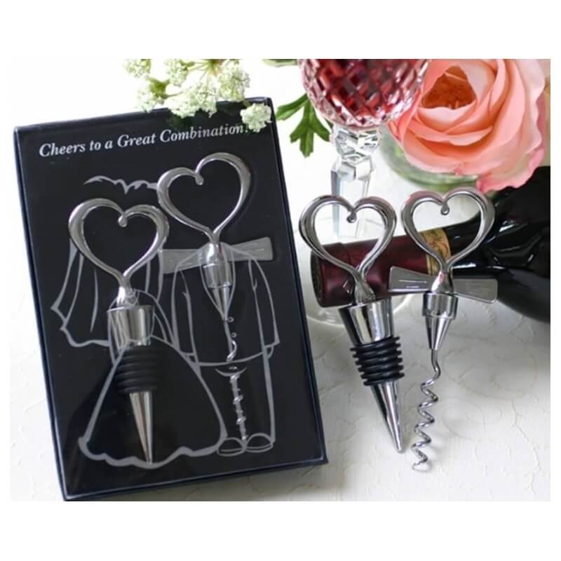 Conjunto de vinho noivos detalhes de casamento para convidados