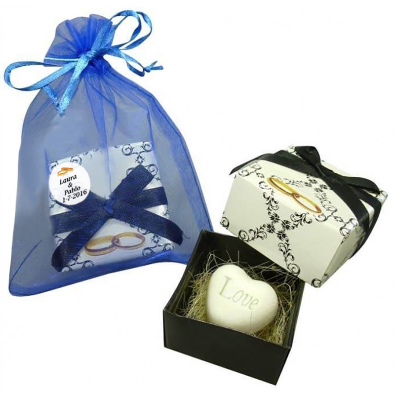 Sabonetes personalizados para presentear em casamento