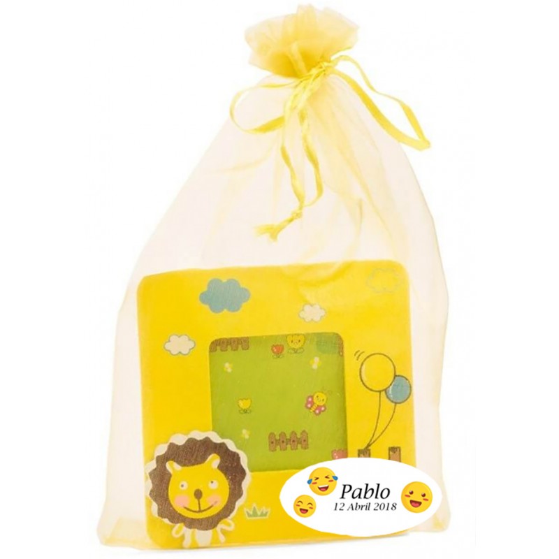 Porta-retrato infantil em saquinho de organza personalizado com adesivo infantil
