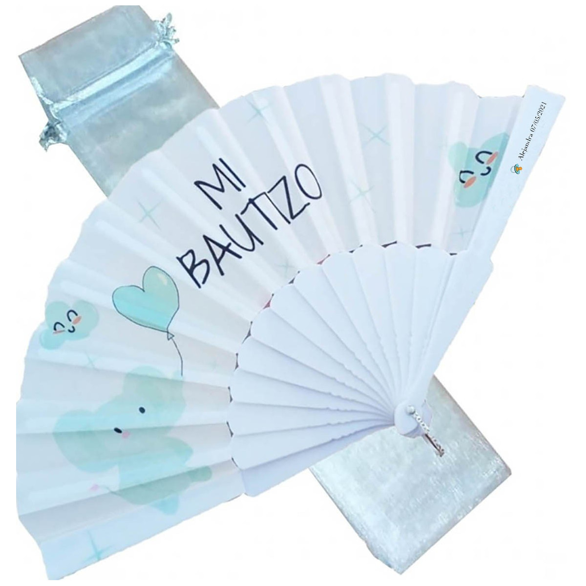 Fã de batizado com bolsa
