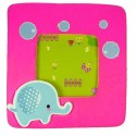 Porta-retrato infantil de madeira com elefante Um detalhe terno e colorido para os mais pequenos
