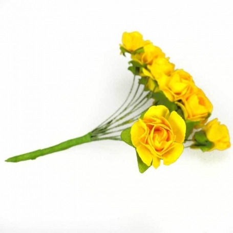 Decorações de flores de papel