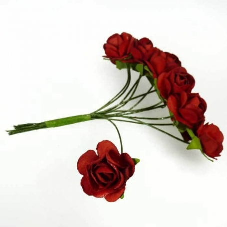 Enfeites de flores de papel