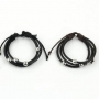 Pulseira preta ajustável com bolas metálicas