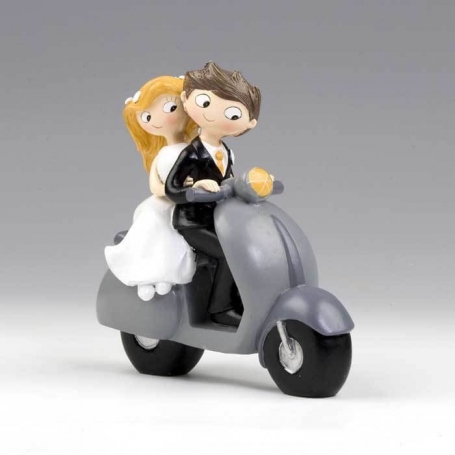 Figuras de bolo de noivos diferentes casamento originais