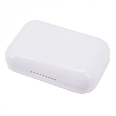 Fone de ouvido bluetooth branco apresentado na caixa