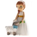 Figura de bolo comunhão de menina com ovelha