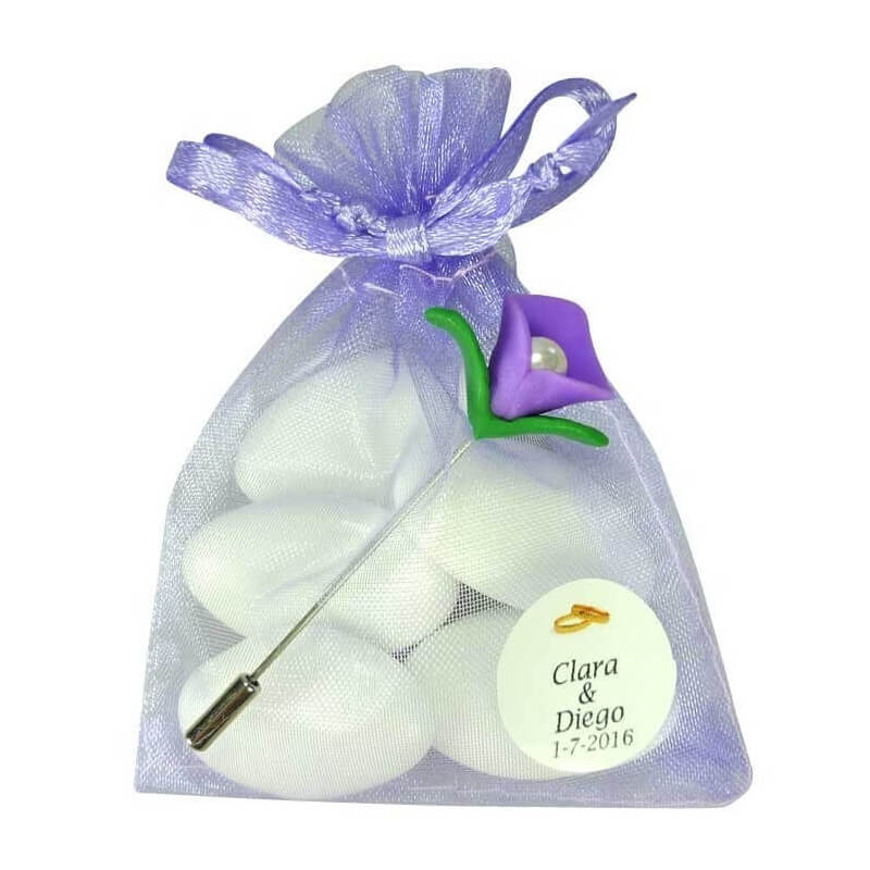 Pins de casamento personalizados com lírios de Calla