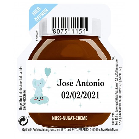Nutella 15 g para um atendimento personalizado com adesivo de batizado infantil