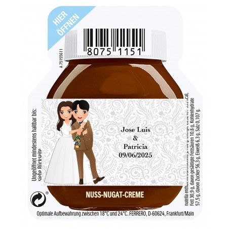Marcador de página com nome do convidado e frase de agradecimento com mini nutella personalizada com nome dos noivos