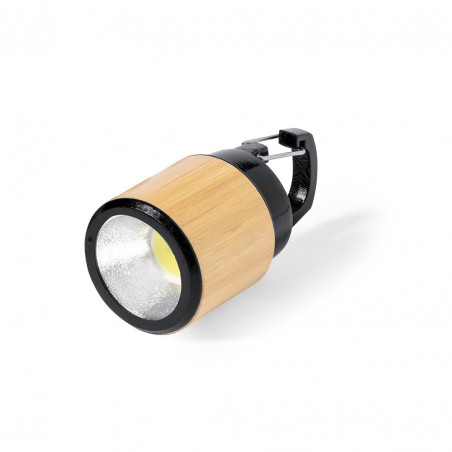 Lanterna led com baterias feita de bambu