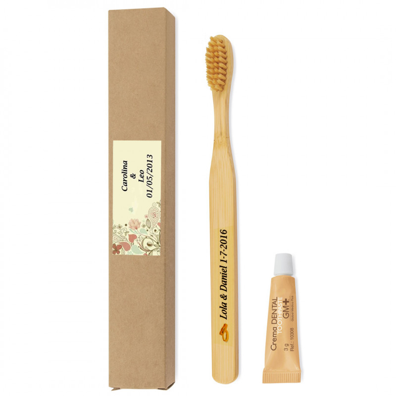 Escova de dentes de bambu personalizada com adesivo para casamentos com pasta de dentes em caixa de papelão
