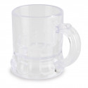 Copo de shot em formato de caneca de cerveja em caixa de papelão com fita e adesivo com texto personalizado.