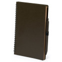Caderno masculino cor café e com adesivo personalizado com foto de casamento