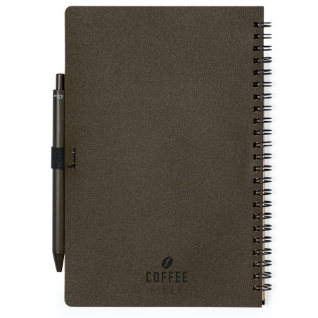 Caderno masculino cor café e com adesivo personalizado com foto de casamento