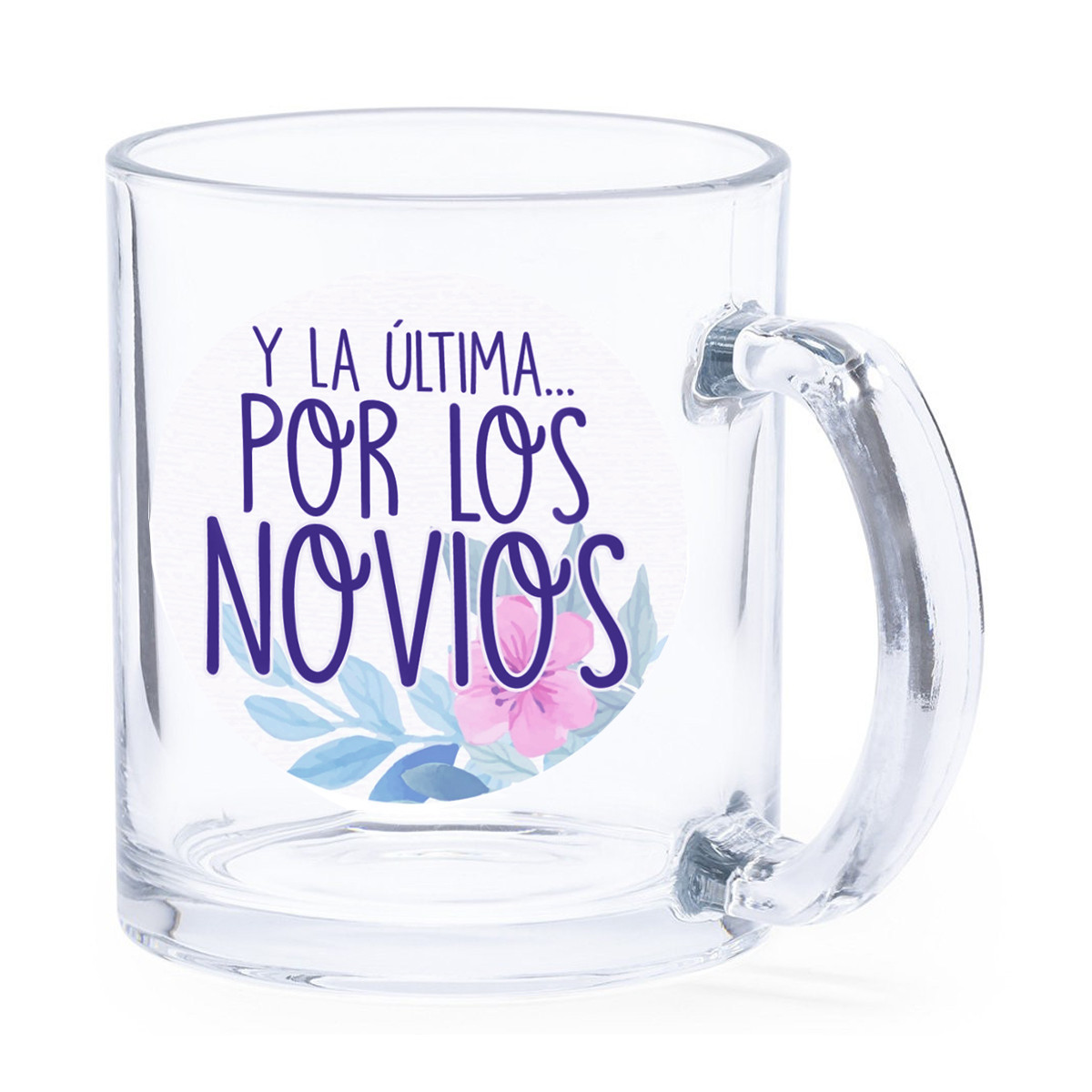 Caneca de vidro com alça com adesivo para detalhe de casamentos