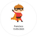 Adesivo de super-herói redondo de 3 cm personalizado com nome e data