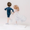 Estatueta de madeira de casal correndo pop&fun 15x17cm