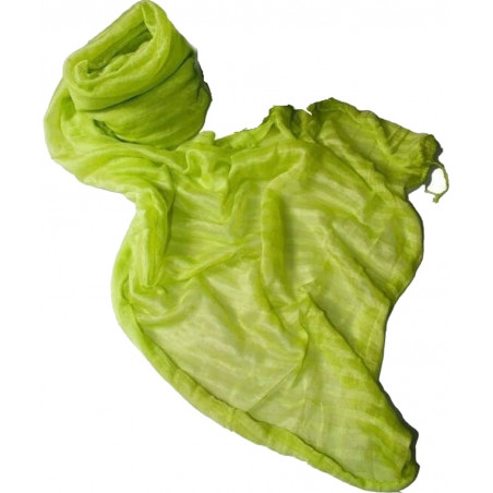 Lenço verde feminino em bolsa com adesivo emotivo para detalhe de aposentadoria