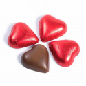 Broche de noiva com cartão personalizado e chocolate de coração
