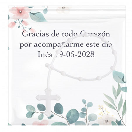 Terço com cartão personalizado como presente de confirmação