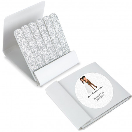 Lixas de unha prateadas em estojo e adesivo de casamento personalizado