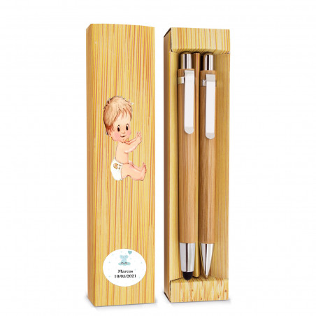 Caneta de bambu e lapiseira em uma caixa