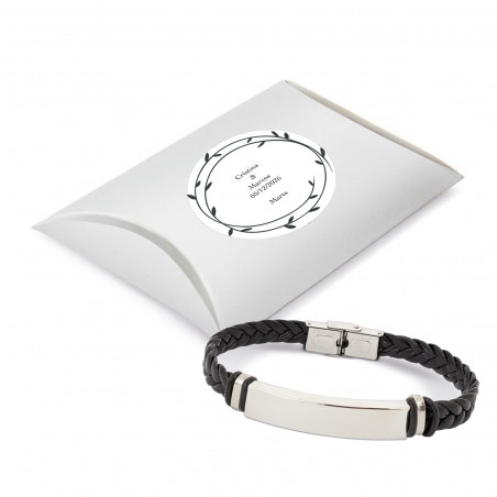 Pulseira trançada com banho de prata e caixa personalizada com adesivo