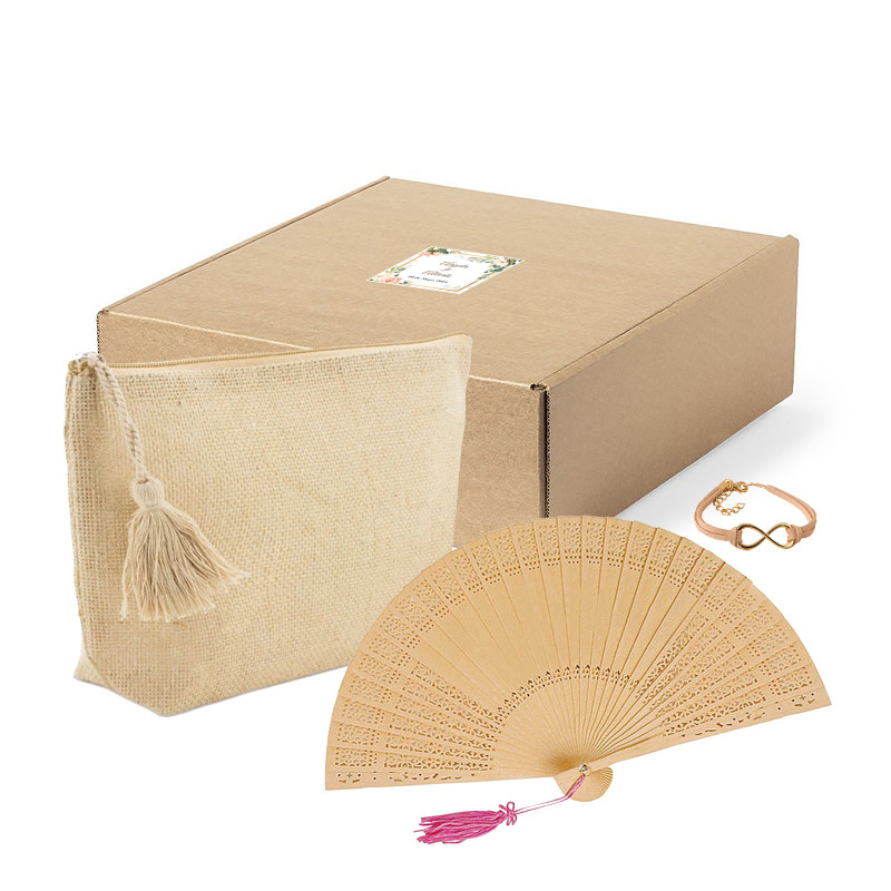 Bolsa de cosméticos com pulseira e leque em caixa com adesivo personalizado para o Dia das Mães