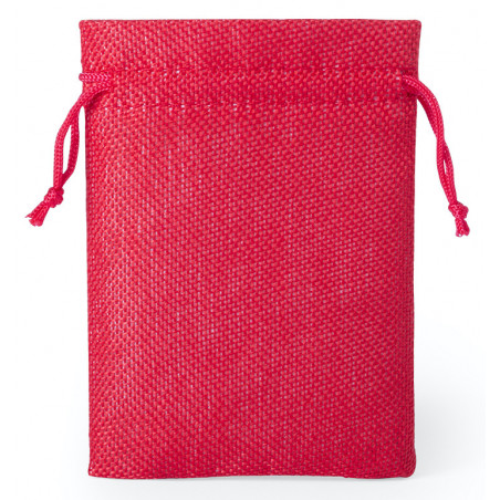 Chaveiro coração e amêndoas açucaradas em saquinho vermelho com adesivo personalizado