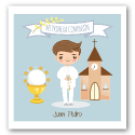 Figura de menino da comunhão em uma sacola de presente com um cartão personalizável