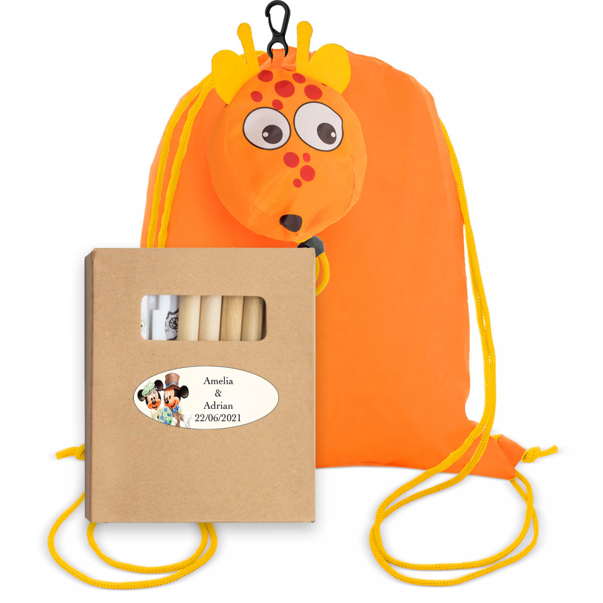 Cores com estojo adesivo personalizado em mochila de girafa para lembrancinhas de casamento infantil