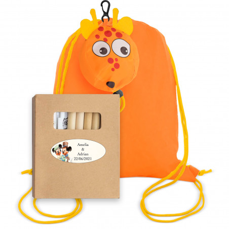 Cores com estojo com adesivo personalizado na mochila girafa para detalhes do casamento infantil