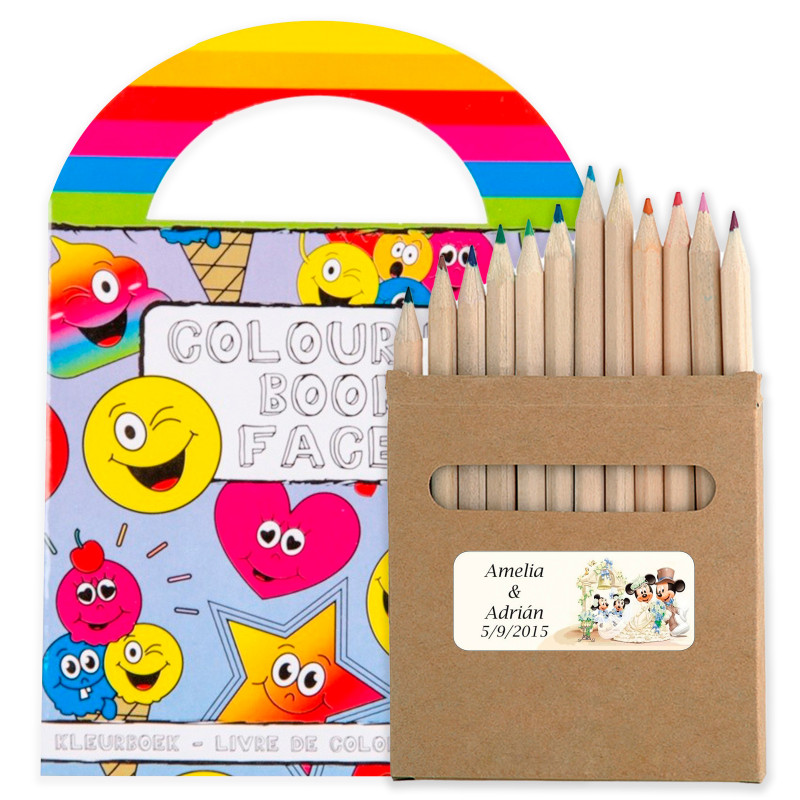 Livro de colorir com lápis de cor personalizados para lembrancinhas de casamento