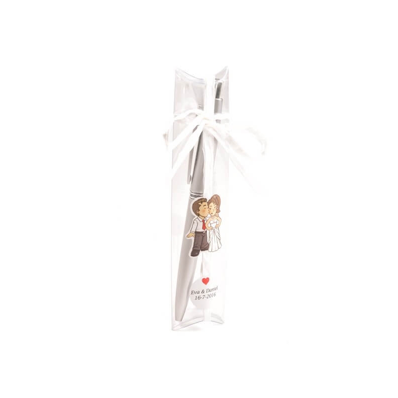 Caneta de acetato personalizada com adesivo e decoração dos noivos