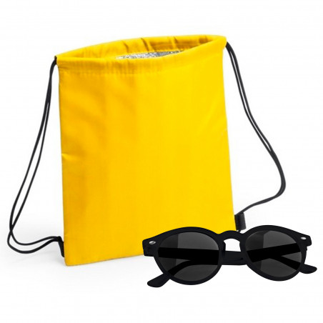 Mochila térmica com óculos de sol para detalhes