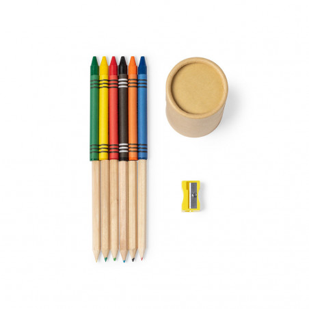 Estojo com cores, ceras e apontador personalizado para detalhes