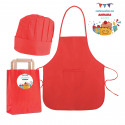 Delantal e chapéu de cozinha infantis vermelhos em bolsa de papel com adesivo personalizado para aniversários