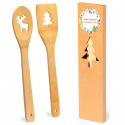 Colher e espátula de bambu com decorações de Natal apresentadas em caixa natalina com adesivo personalizável para detalhes