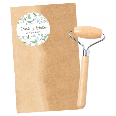 Massageador facial em envelope kraft com adesivo personalizado para casamentos e eventos