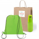 Mochila de presente com garrafinha de água em bolsa de kraft personalizada