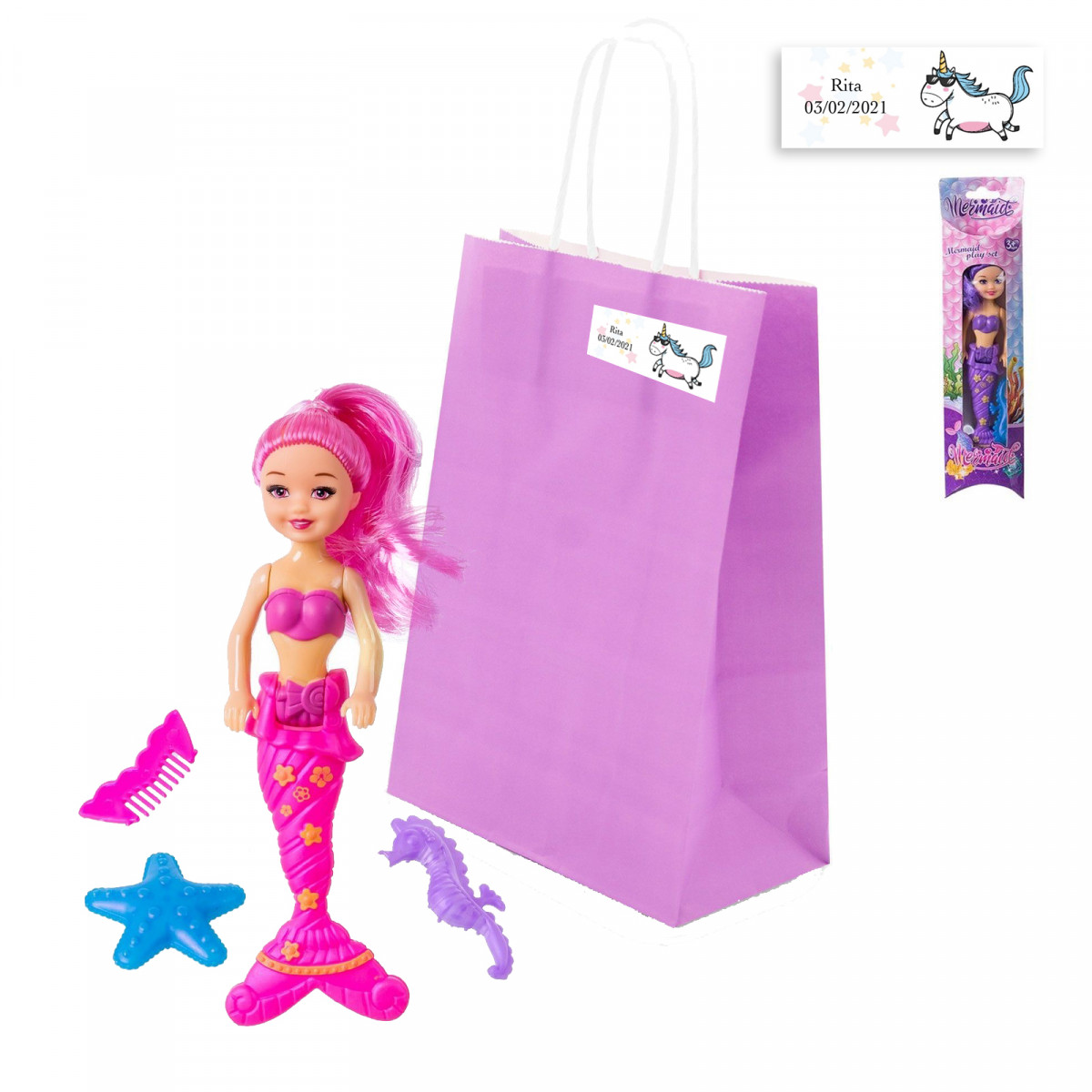 Boneca sereia com acessórios em bolsa roxa com adesivo de unicórnio para convidados