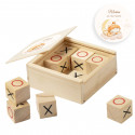Jogo da velha de madeira em caixa com adesivo personalizado para batizado