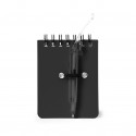 Caderno com caneta