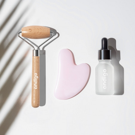 Massageador facial em forma de rolo para autocuidado
