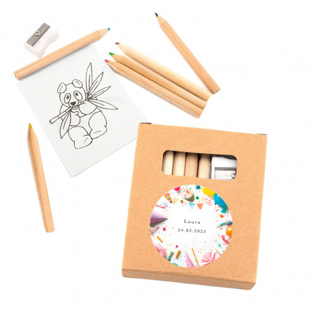Estuche para colorir com folhas e lápis de cor e adesivo de aniversário personalizável para detalhes