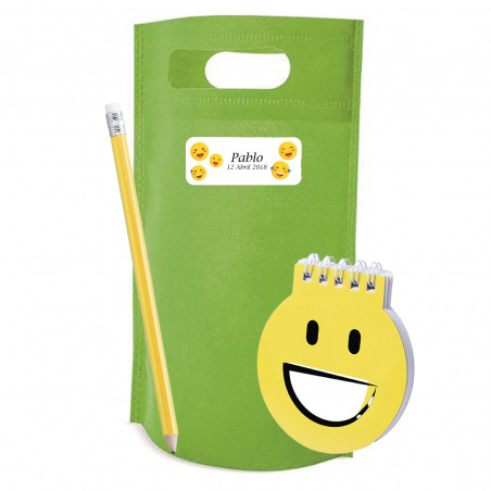 Caderno de emojis com lápis apresentado em bolsa e adesivo personalizado