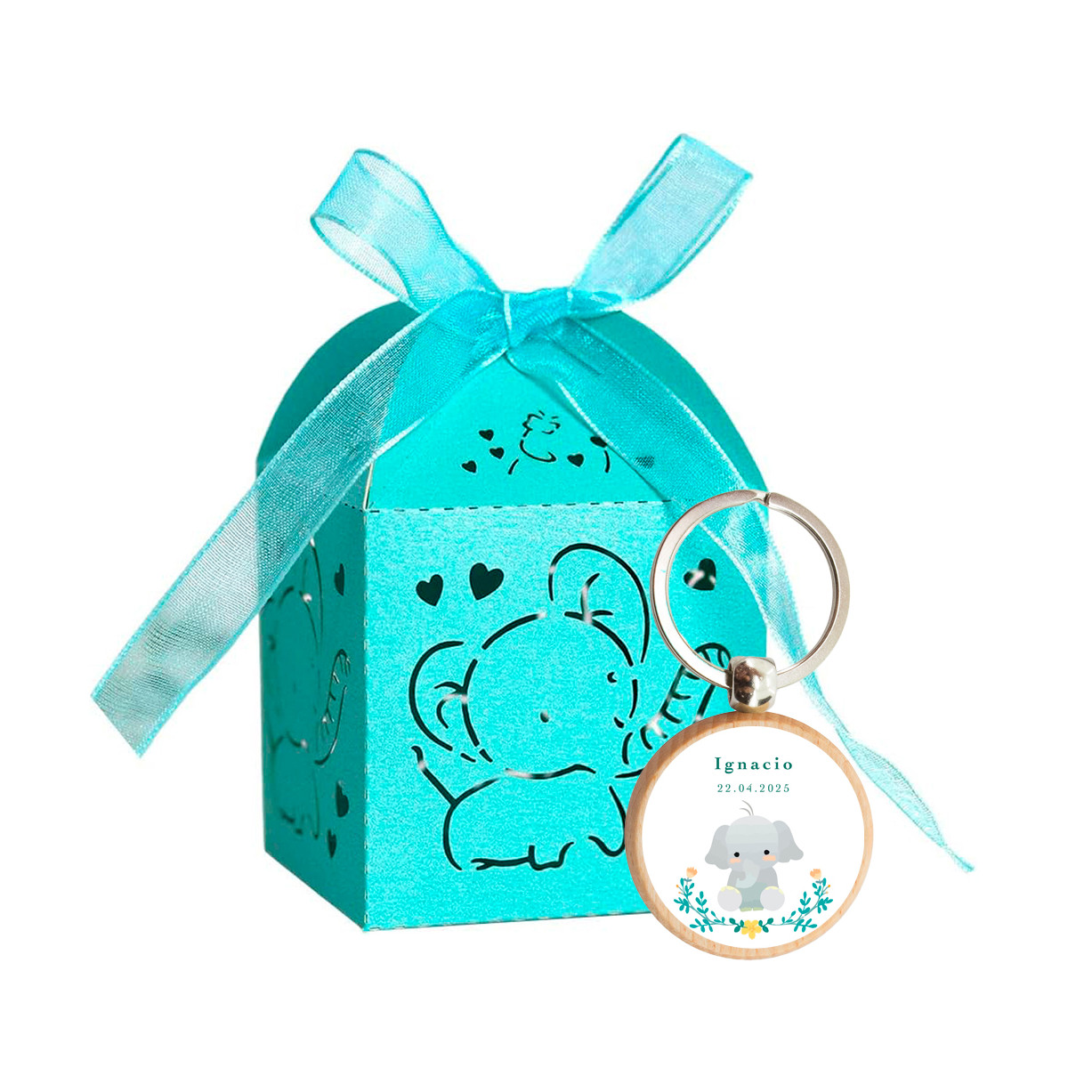 Chaveiro de madeira com adesivo design de elefante apresentado em elegante caixa para detalhes de batizados