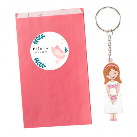 Chaveiro de comunhão menina em bolsa rosa framboesa personalizada com adesivo com pomba para presentear